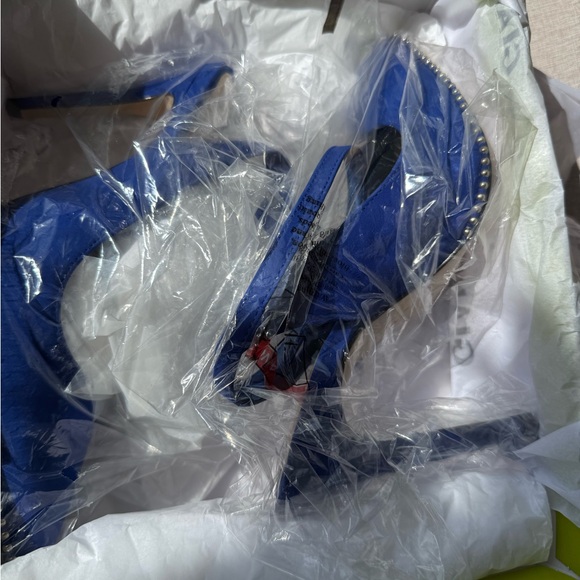 Gianni Bini Elegant Blue Suede Heels with Ankle Strap - Picture 8 of 9